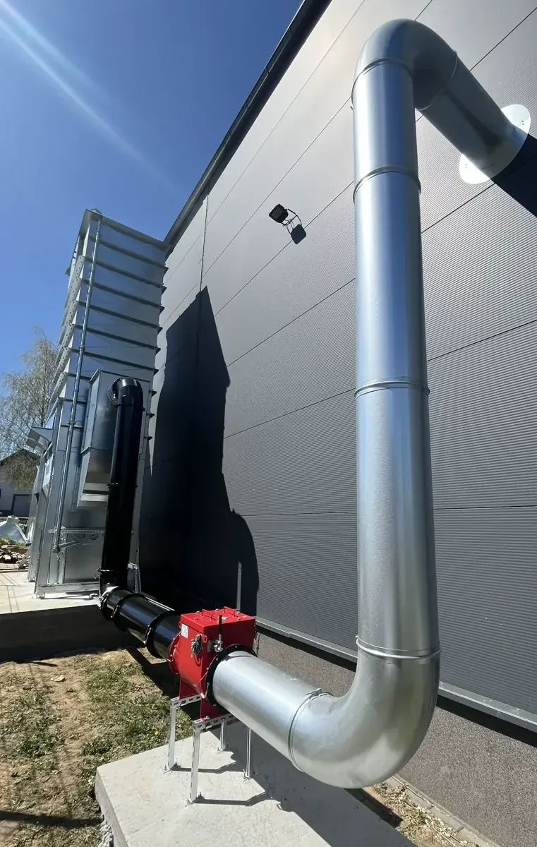 Realizacja 4 - zewnętrzne kanały i wentylator instalacji odpylania